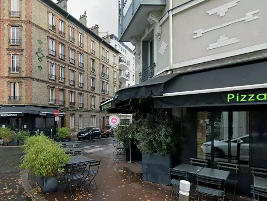 Immagine 3 di Camera in affitto  in Rue Ledru Rollin a Suresnes
