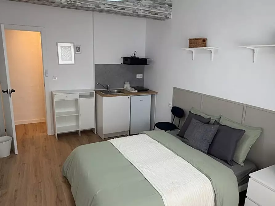 Immagine 3 di Camera in affitto  in Calle Hércules a Alicante/Alacant