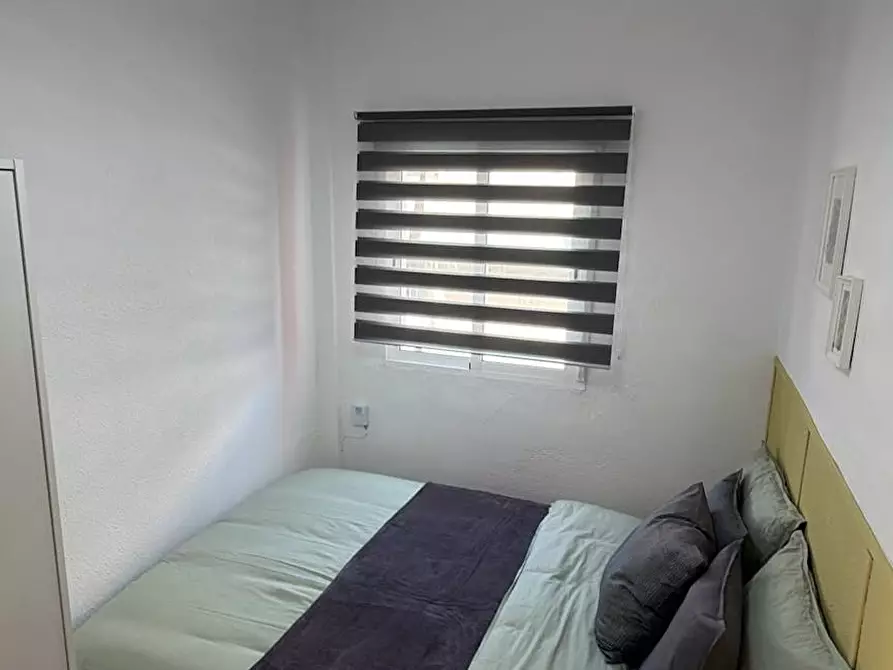 Immagine 4 di Camera in affitto  in Calle Hércules a Alicante/Alacant