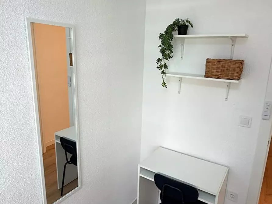 Immagine 3 di Camera in affitto  in Calle Hércules a Alicante/Alacant