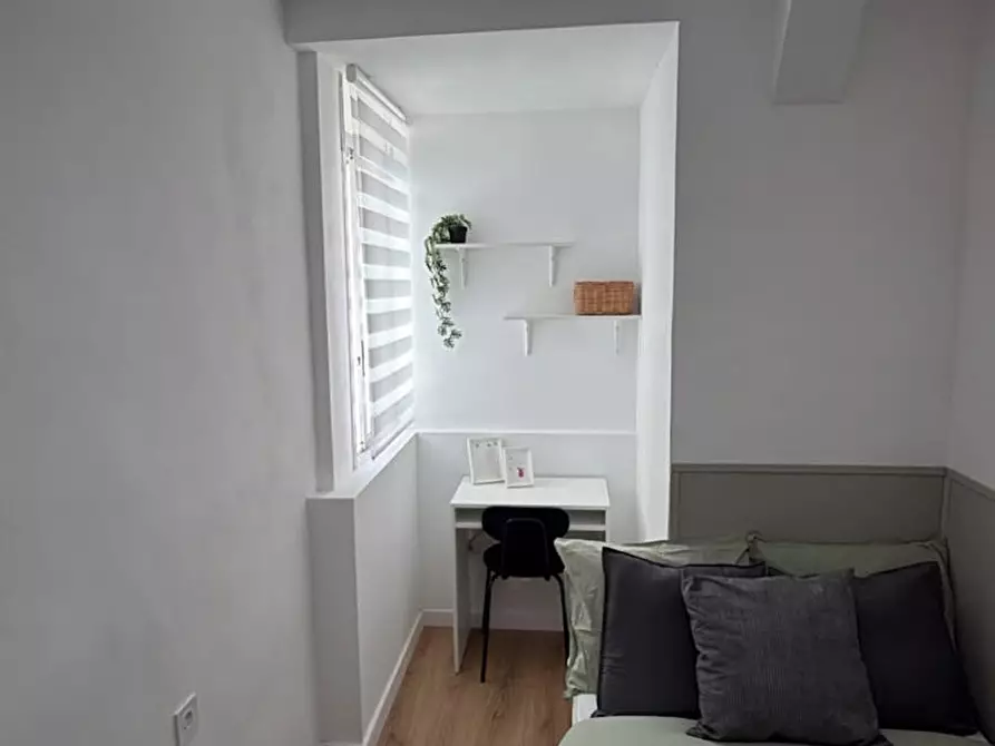 Immagine 2 di Camera in affitto  in Calle Hércules a Alicante/Alacant