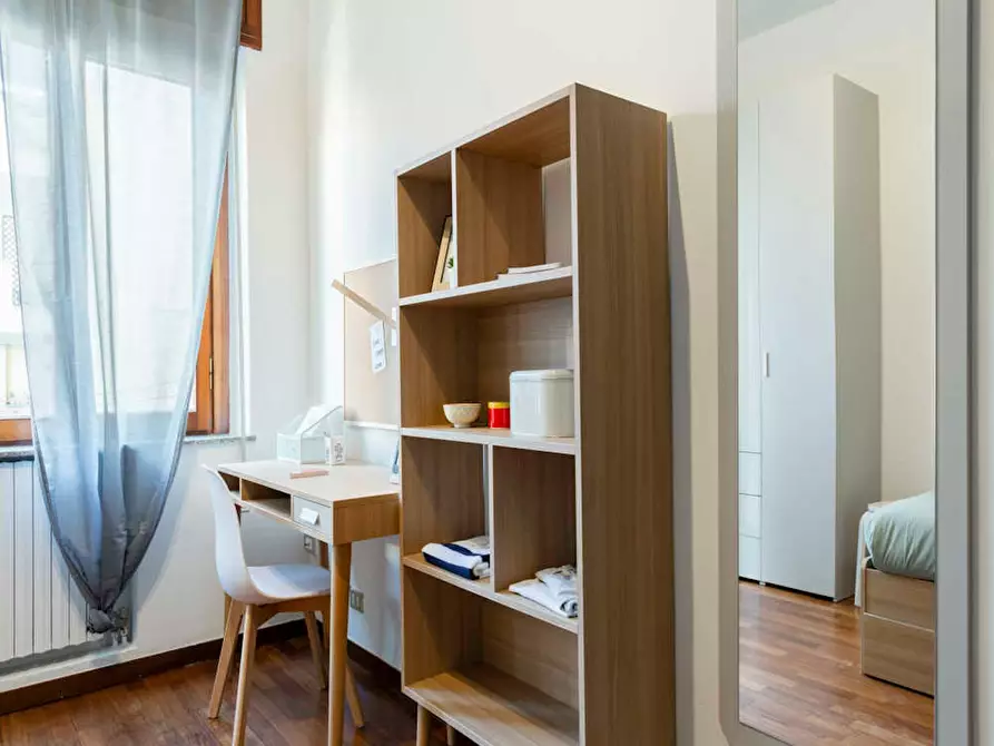 Immagine 4 di Camera in affitto  in Via Ulisse Salis a Milano