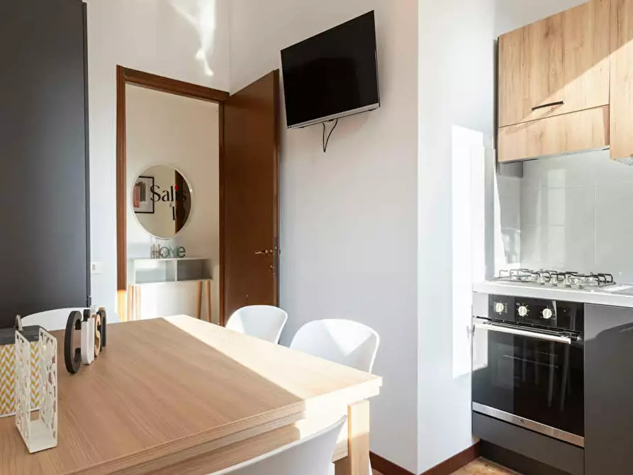 Immagine 7 di Camera in affitto  in Via Ulisse Salis a Milano