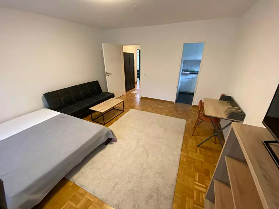 Immagine 2 di Appartamento in affitto  in Sulzbachstraße a Düsseldorf
