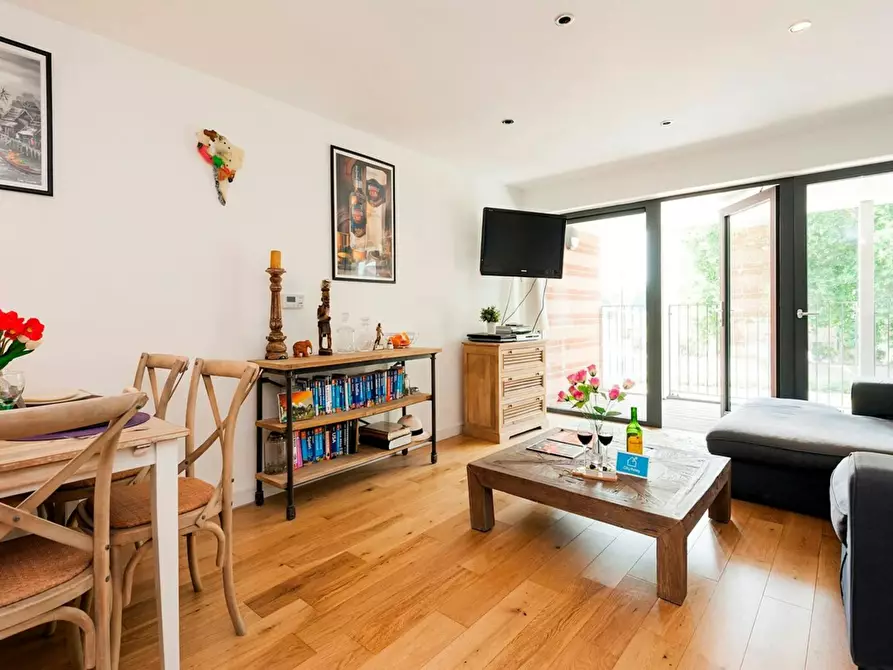 Immagine 8 di Appartamento in affitto  in Akerman Road a Lambeth