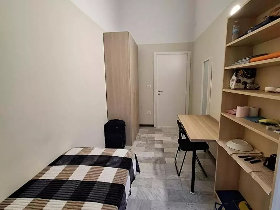 Immagine 8 di Camera in affitto  in Via Asiago a Torino