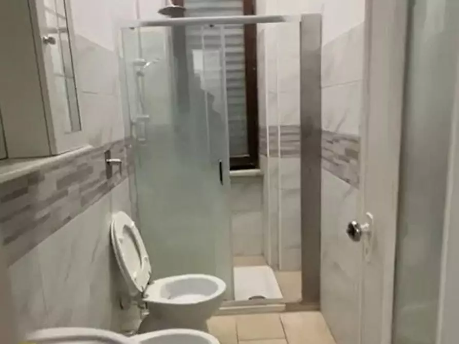Immagine 5 di Camera in affitto  in Via Asiago a Torino