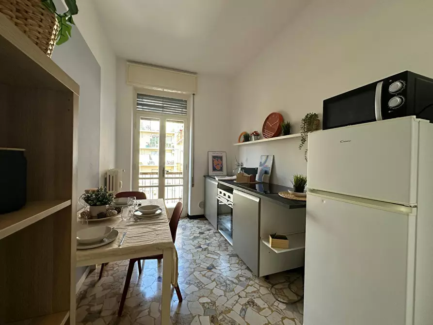 Immagine 4 di Camera in affitto  in Via Bligny a Brescia