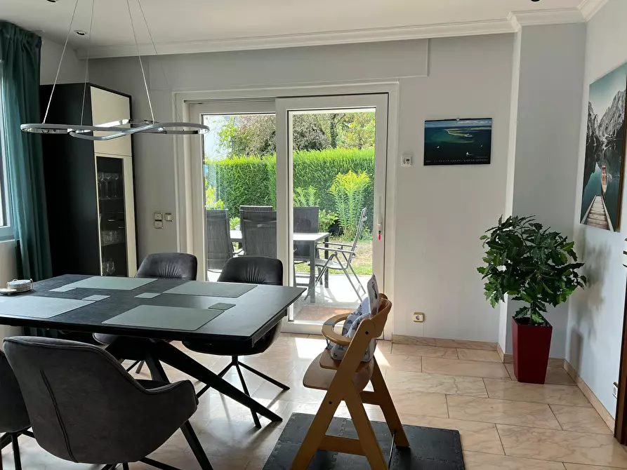 Immagine 5 di Casa indipendente in affitto  in Im Langwingert a Mainz