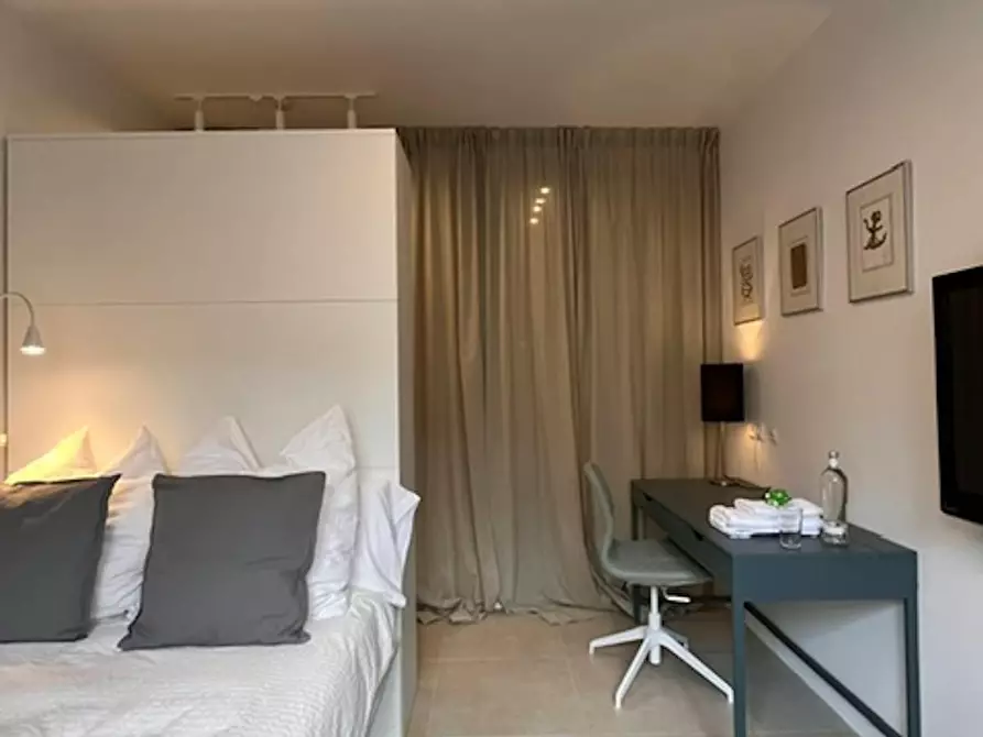 Immagine 10 di Appartamento in affitto  in Adersstraße a Düsseldorf