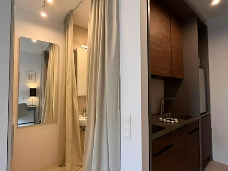 Immagine 5 di Appartamento in affitto  in Adersstraße a Düsseldorf
