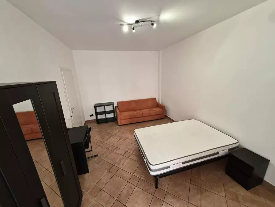 Immagine 1 di Camera in affitto  in Via Monte Popera a Milano