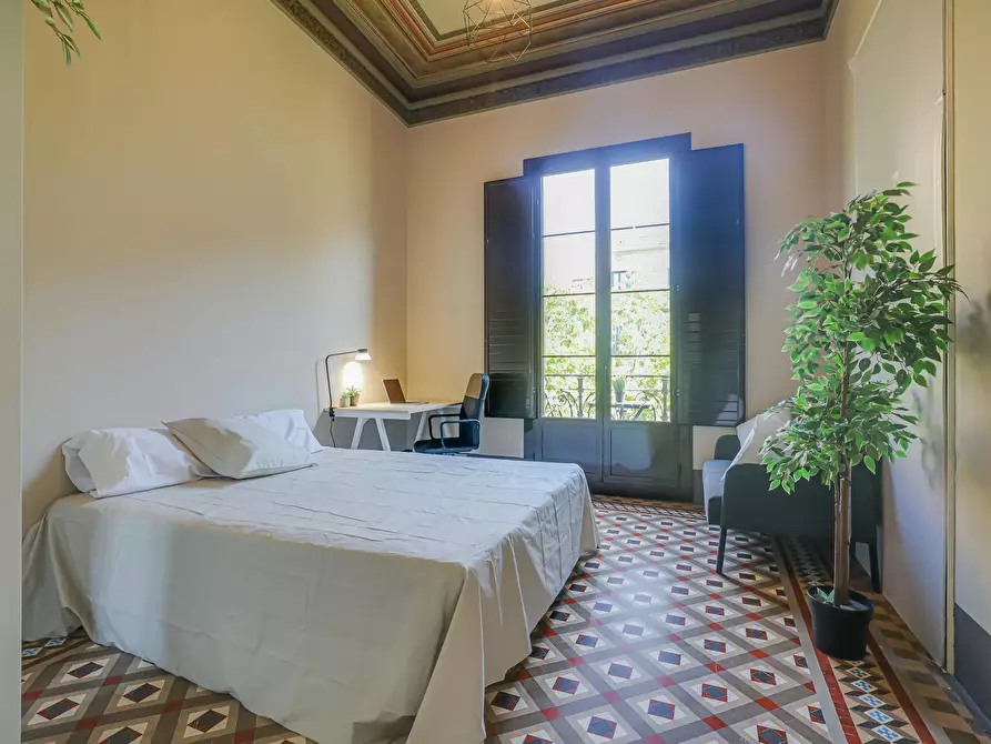 Immagine 1 di Camera in affitto  in Ronda de Sant Pere a Barcelona