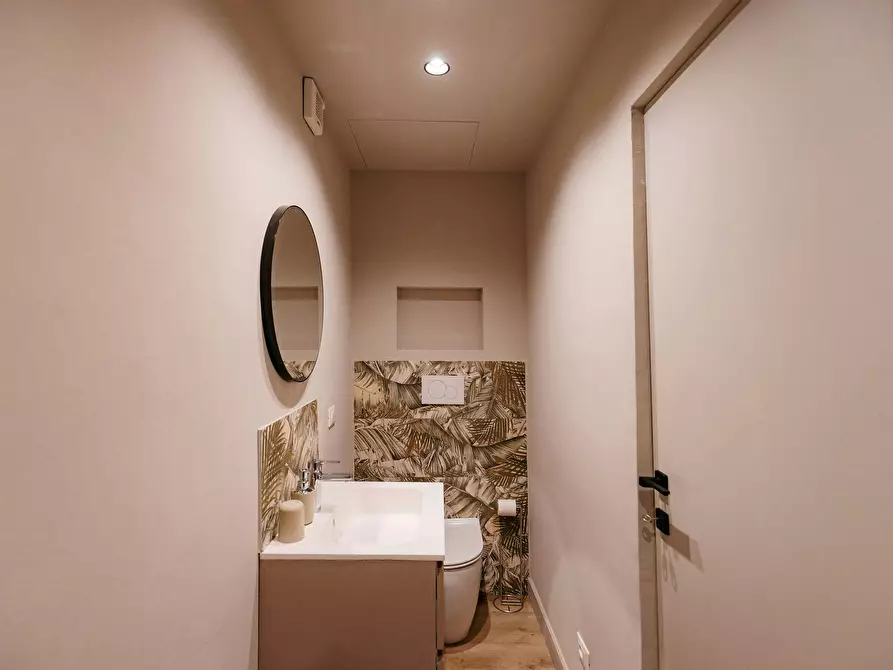 Immagine 8 di Appartamento in affitto  in Via Cernaia a Torino