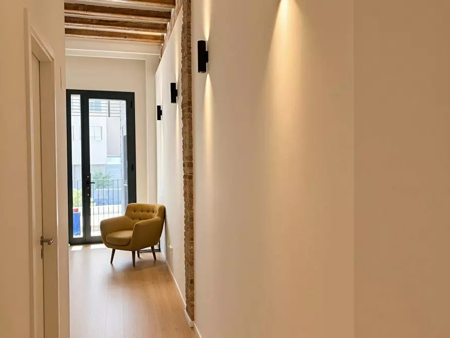 Immagine 10 di Appartamento in affitto  in Carrer del Doctor Trueta a Barcelona