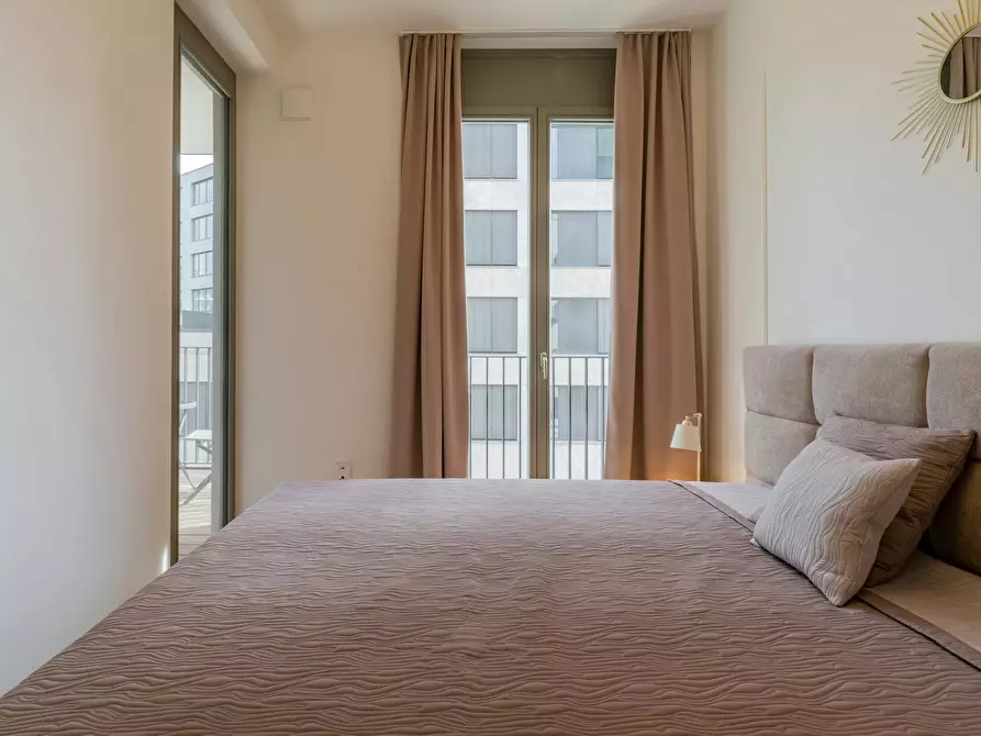Immagine 8 di Appartamento in affitto  in Wilhelm-Caspar-Wegely-Platz a Berlin