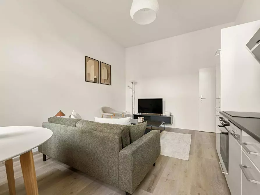 Immagine 6 di Appartamento in affitto  in Uhlandstraße a Berlin