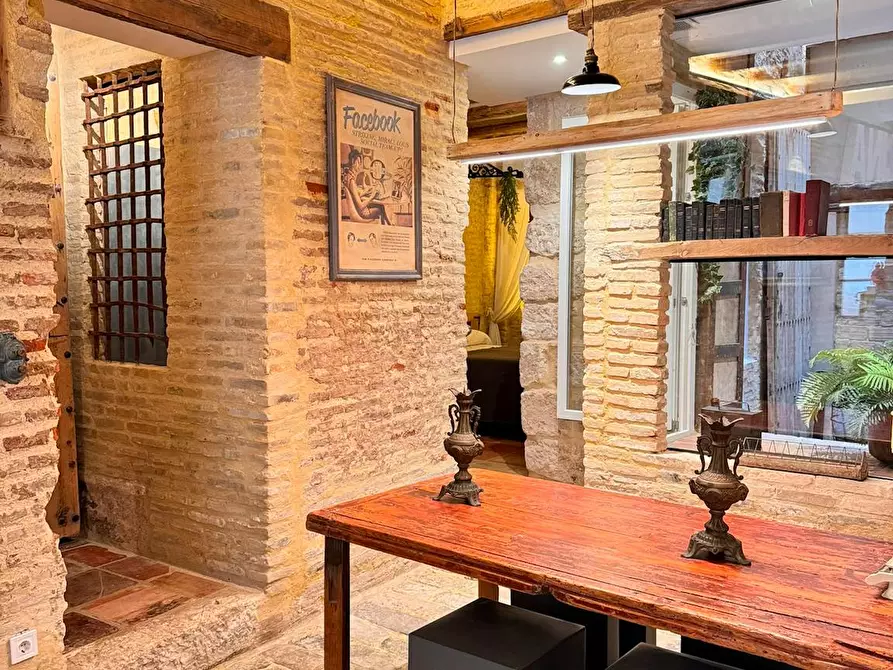 Immagine 6 di Appartamento in affitto  in Carrer del Peu de la Creu a Valencia