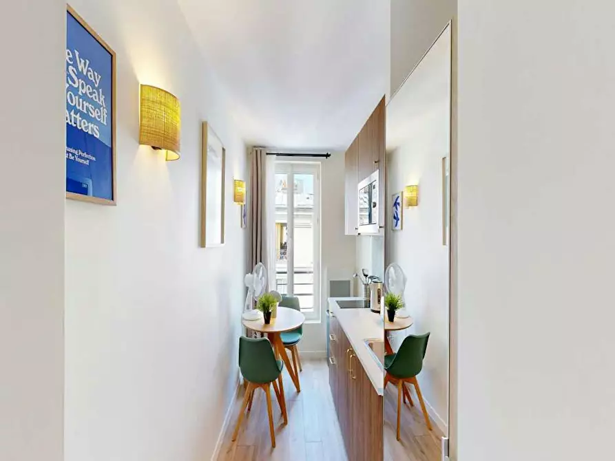 Immagine 8 di Appartamento in affitto  in Rue Lally-Tollendal a Paris