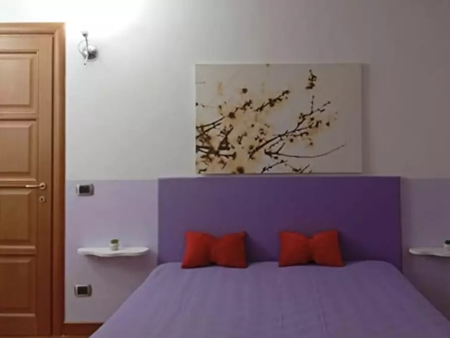 Immagine 1 di Appartamento in affitto  in Corso San Giovanni a Teduccio a Napoli
