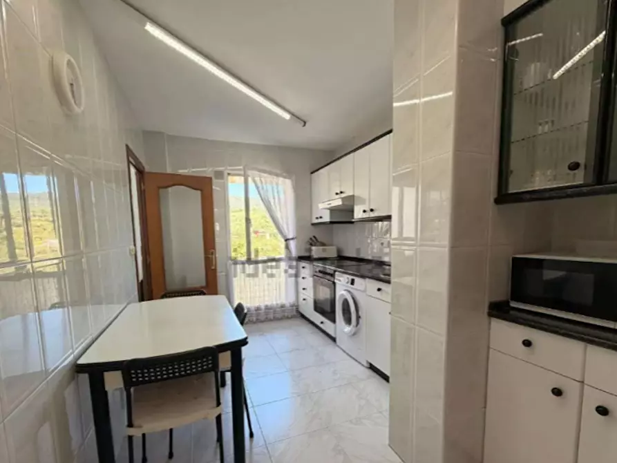 Immagine 2 di Appartamento in affitto  in Julian Gaiarre Hiribidea a Bilbao