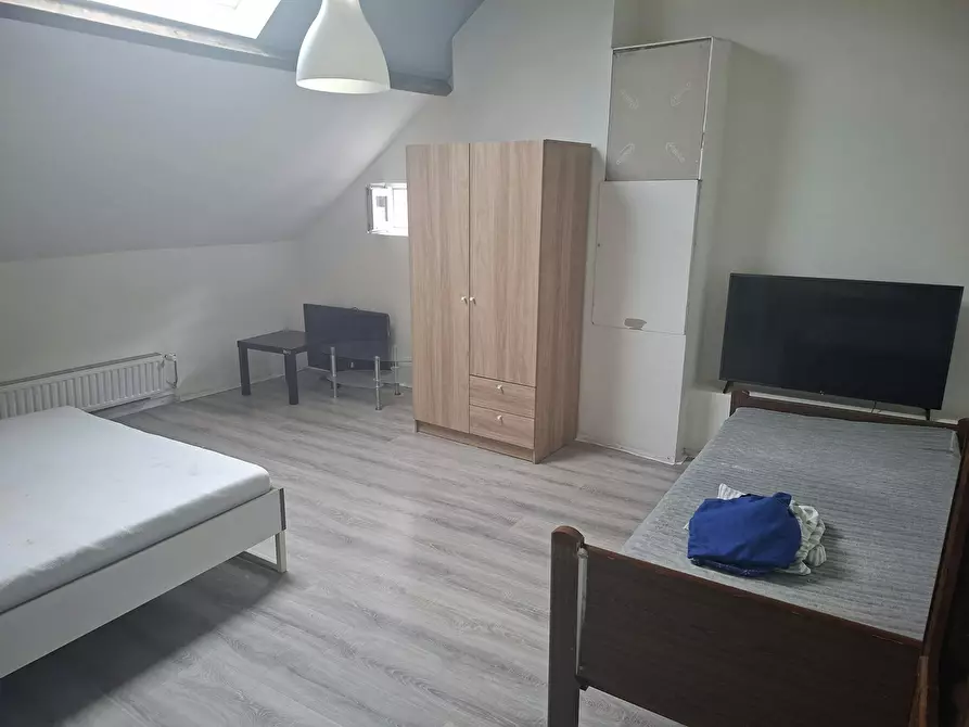 Immagine 2 di Camera in affitto  in Chaussée d'Alsemberg a Uccle