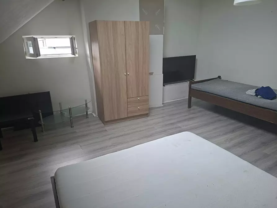Immagine 4 di Camera in affitto  in Chaussée d'Alsemberg a Uccle