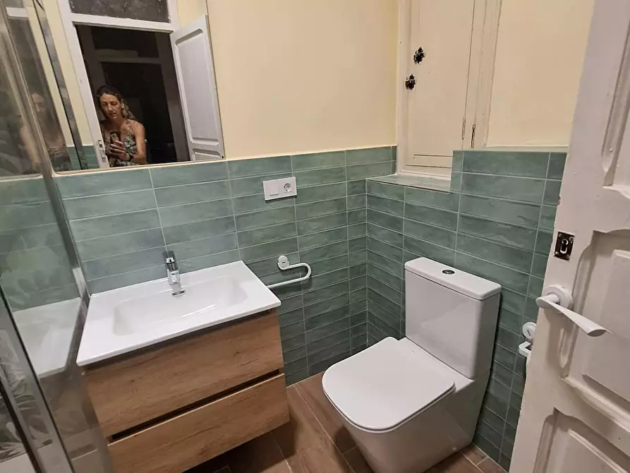 Immagine 9 di Appartamento in affitto  in Carrer d'Àngel Guimerà a Valencia