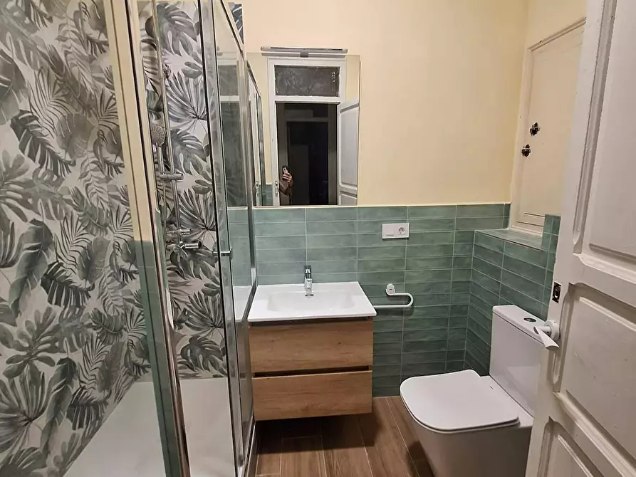 Immagine 8 di Appartamento in affitto  in Carrer d'Àngel Guimerà a Valencia