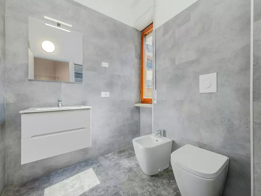 Immagine 5 di Camera in affitto  in Via Giulio Togni a Brescia