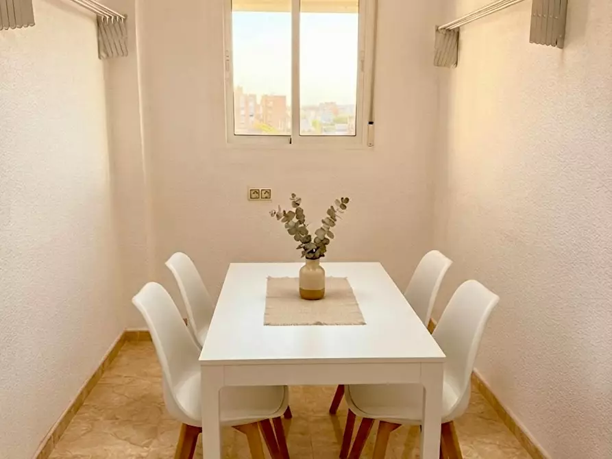 Immagine 3 di Camera in affitto  in Carrer Antonio Mora Ferrández a Elx/Elche