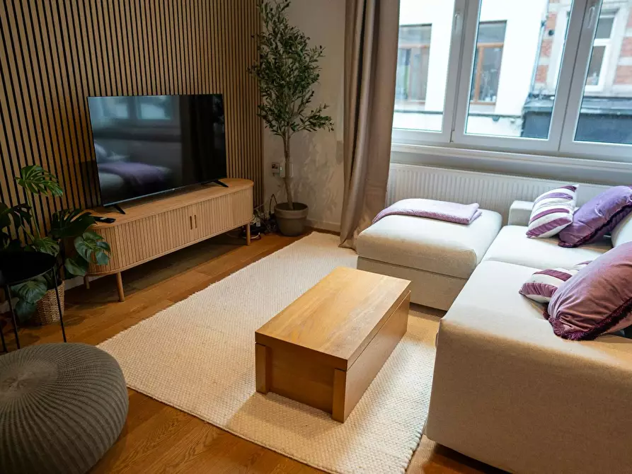 Immagine 3 di Appartamento in affitto  in Rue Haute a Bruxelles