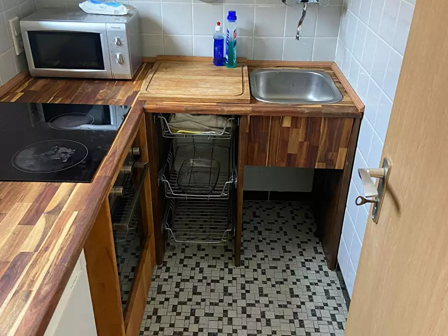 Immagine 5 di Appartamento in affitto  in Sulzbachstraße a Düsseldorf