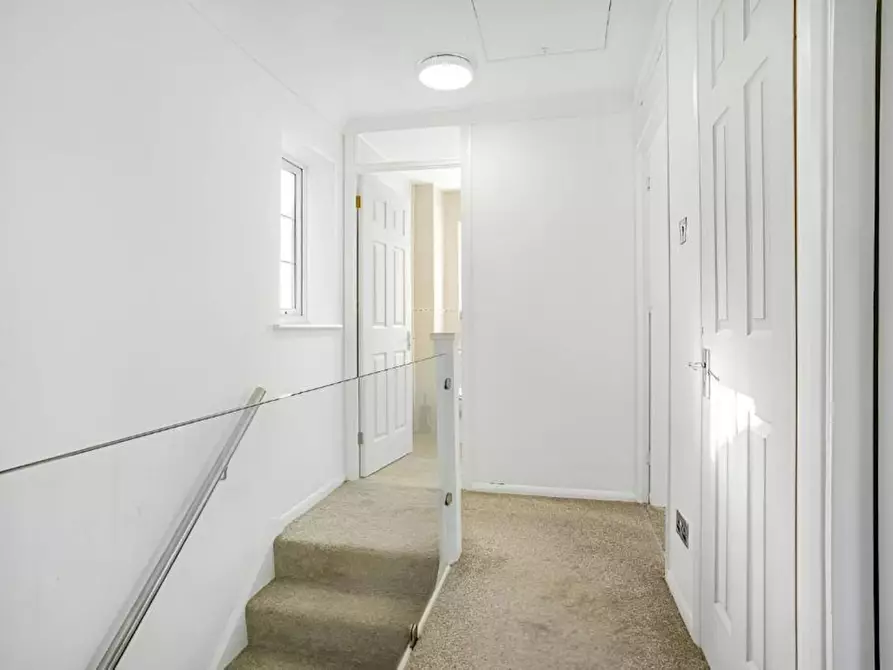 Immagine 5 di Casa indipendente in affitto  in Hunting Gate a Hemel Hempstead