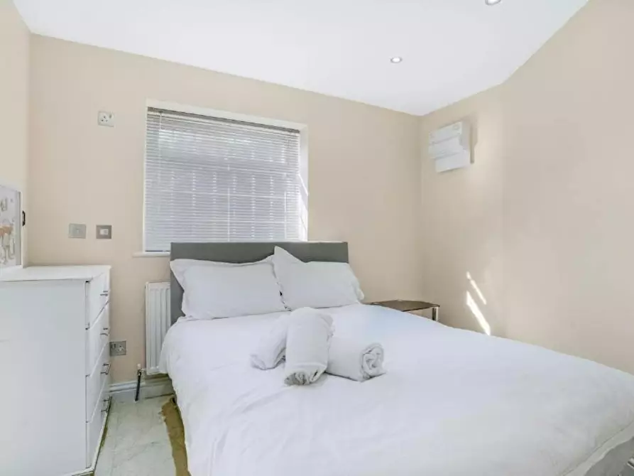 Immagine 6 di Casa indipendente in affitto  in Hunting Gate a Hemel Hempstead