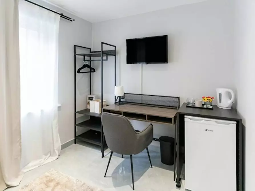 Immagine 2 di Casa indipendente in affitto  in Saint Davids Square a Poplar