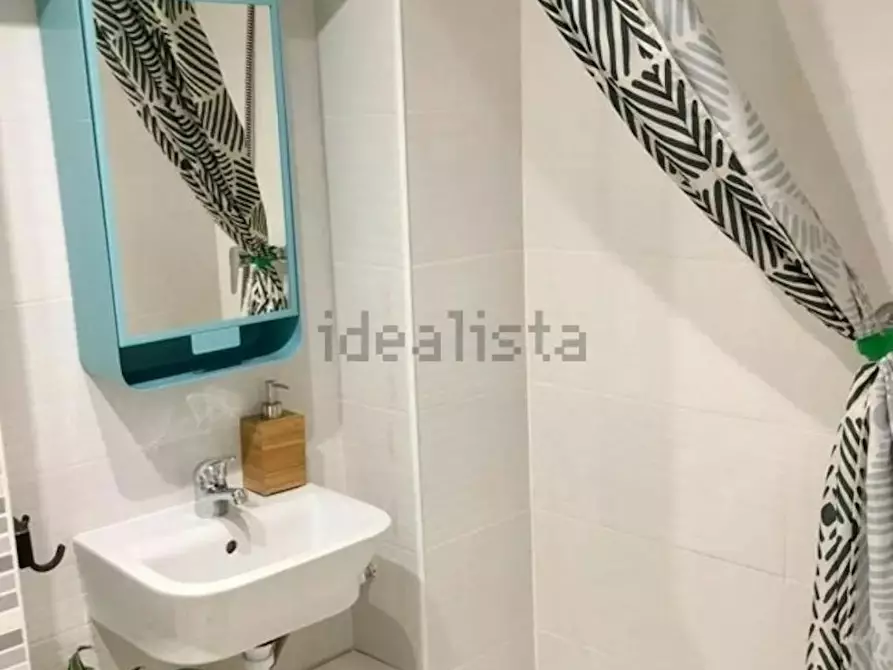 Immagine 6 di Appartamento in affitto  in Calle de la Palma a Madrid