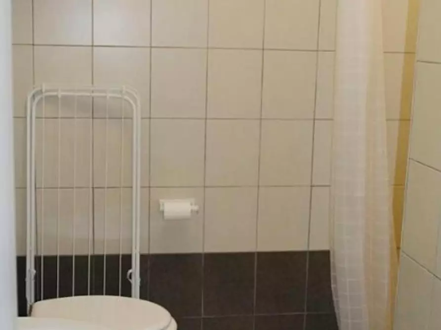 Immagine 7 di Appartamento in affitto  in Viale Principe Amedeo a Rimini