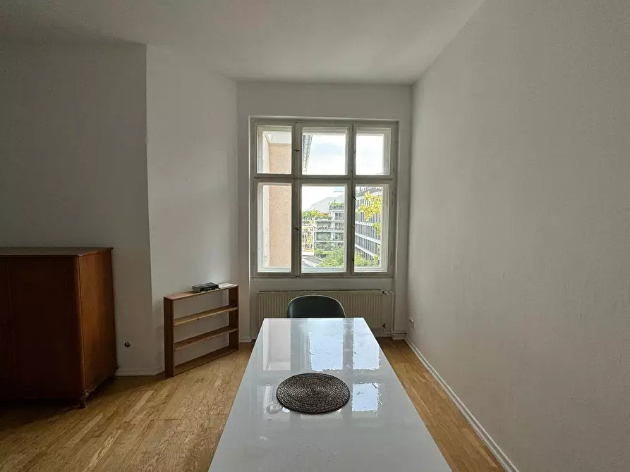Immagine 5 di Appartamento in affitto  in Pasteurstraße a Berlin