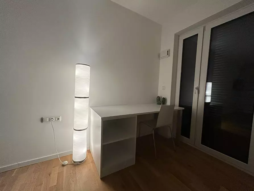 Immagine 8 di Appartamento in affitto  in Leibnizstraße a Berlin