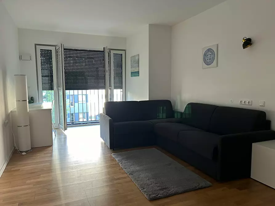 Immagine 2 di Appartamento in affitto  in Leibnizstraße a Berlin