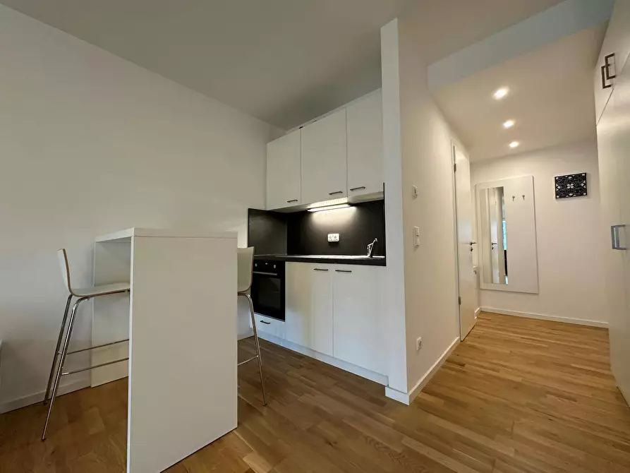 Immagine 6 di Appartamento in affitto  in Leibnizstraße a Berlin
