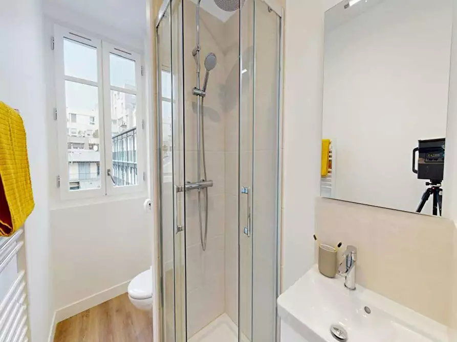 Immagine 9 di Camera in affitto  in Rue du Buisson Saint-Louis a Paris