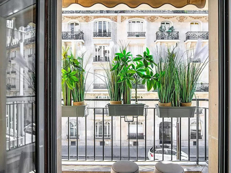 Immagine 3 di Appartamento in affitto  in Rue du Général Delestraint a Paris 16
