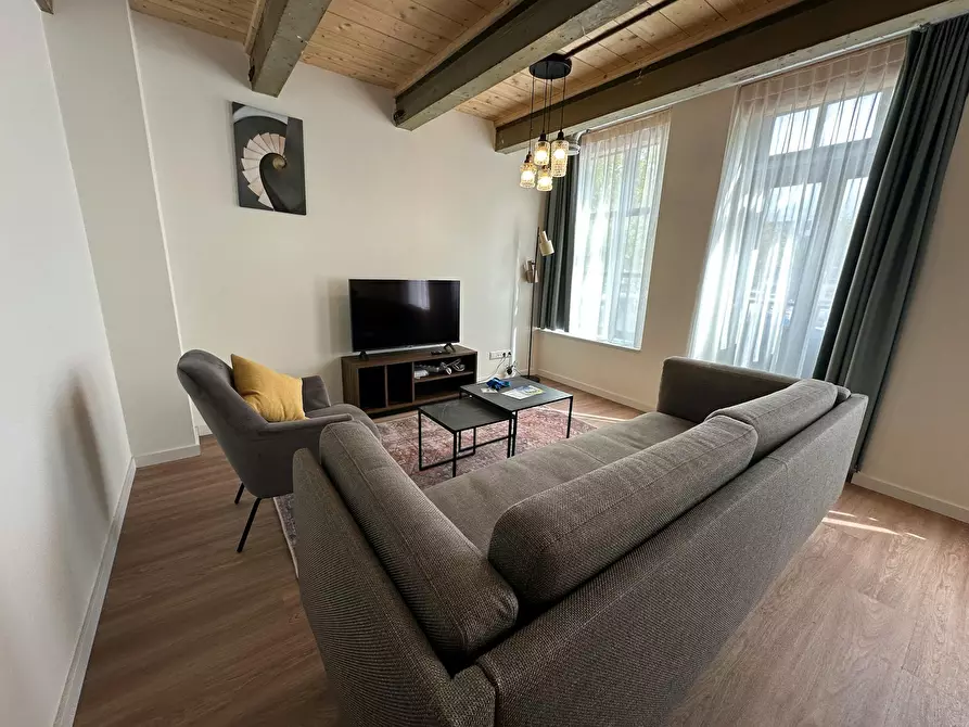 Immagine 1 di Appartamento in affitto  in Westhavenkade a Vlaardingen