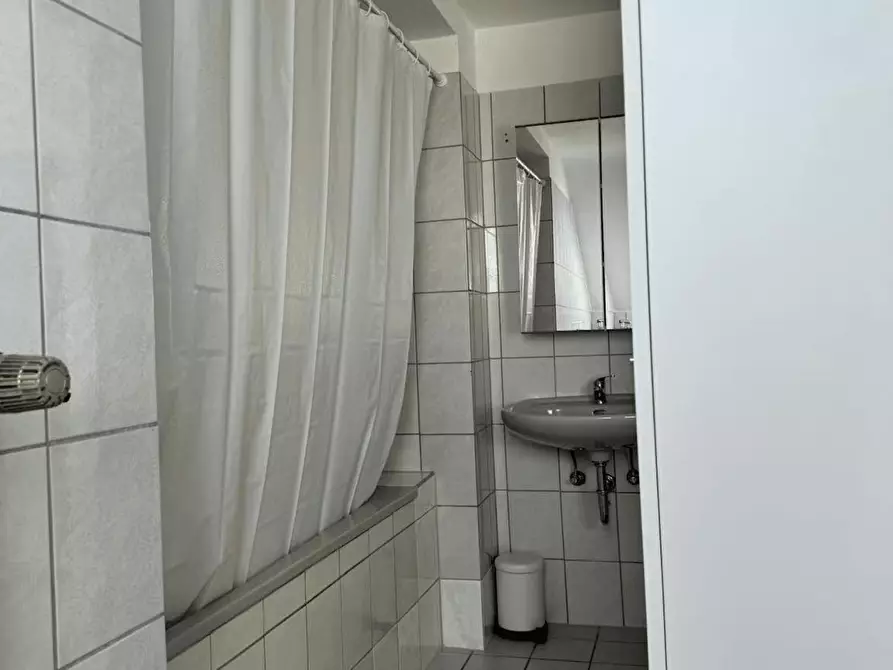 Immagine 8 di Camera in affitto  in Birkenstraße a Düsseldorf