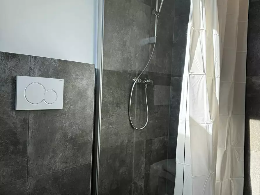 Immagine 6 di Camera in affitto  in Fortunastraße a Düsseldorf