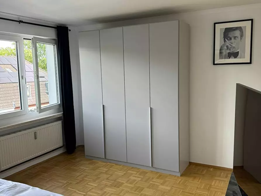 Immagine 2 di Appartamento in affitto  in Irmgardstraße a Düsseldorf