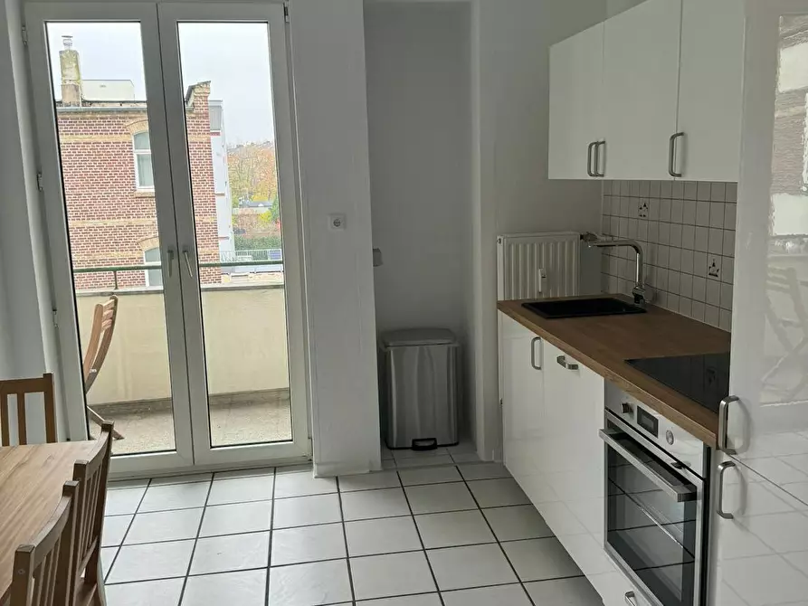Immagine 9 di Camera in affitto  in Luegallee a Düsseldorf