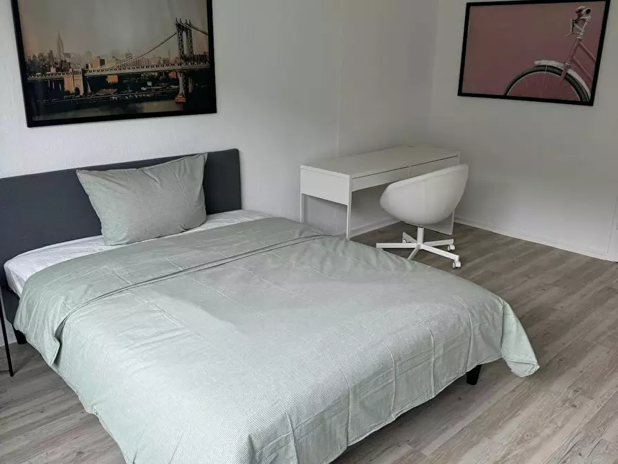 Immagine 4 di Camera in affitto  in Luegallee a Düsseldorf